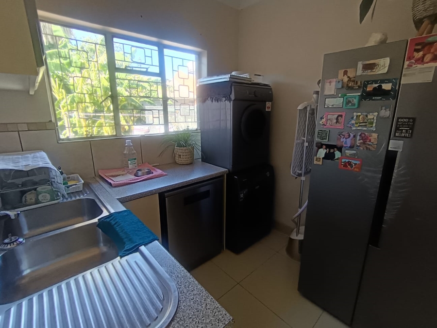 4 Bedroom Property for Sale in Hillcrest Northern Cape